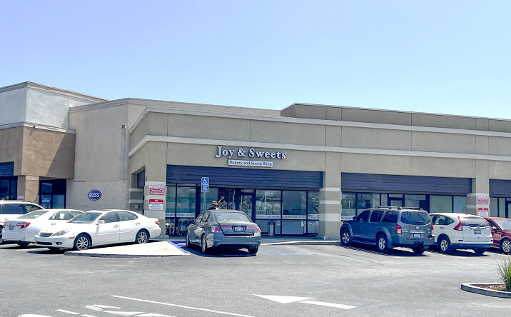 Pictures of Retail property located at 10818 Jefferson Blvd, Culver City, CA 90230 for lease - image #1