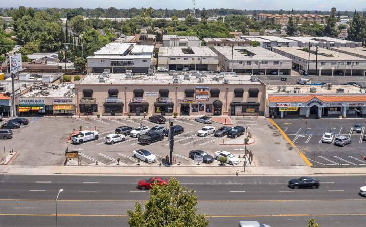 Pictures of Retail, Office property located at 8372 Topanga Canyon Blvd, Los Angeles, CA 91304 for lease - image #1