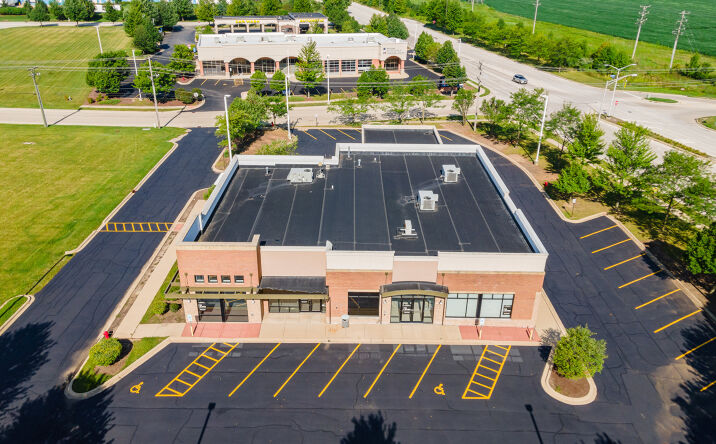 Pictures of Retail property located at 201 Genesis Way, North Aurora, IL 60542 for lease - image #1
