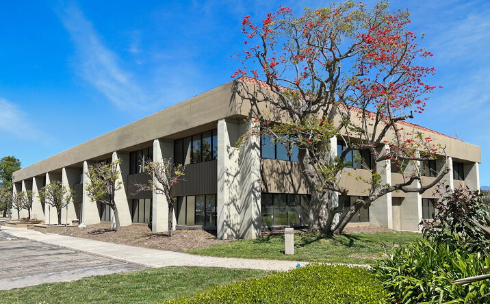 Pictures of Office property located at 5153 Camino Ruiz, Camarillo, CA 93012 for lease - image #1