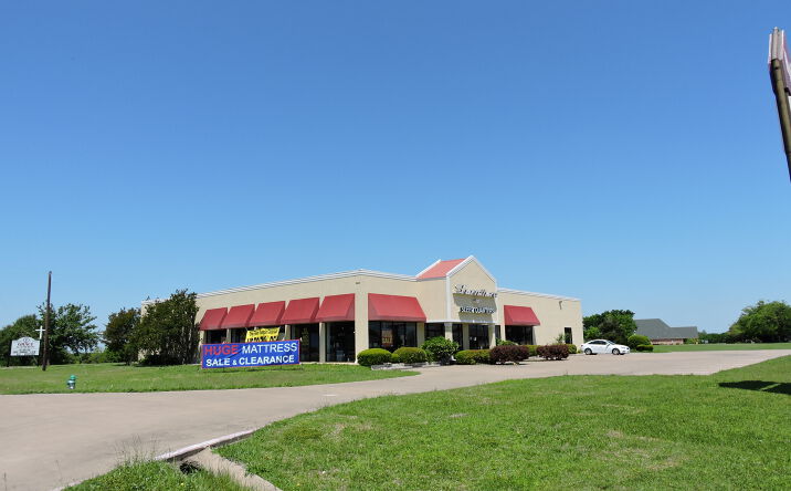 2400 W Ennis Ave, Ennis, TX 75119 | Crexi.com