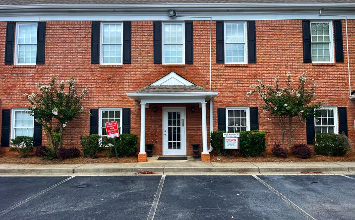 Pictures of Office property located at 275 Corporate Center Dr, Stockbridge, GA 30281 for lease - image #1