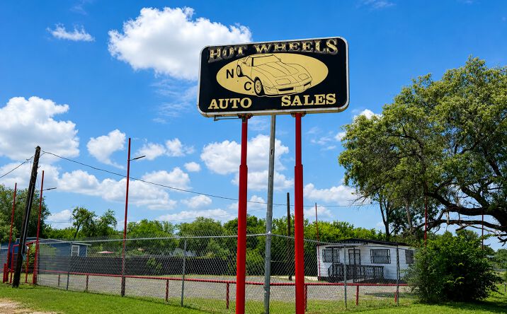 Pictures of Retail, Land, Special Purpose property located at 470 Hot Wells Blvd, San Antonio, TX 78223 for lease - image #1