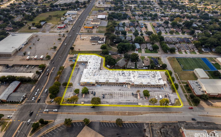 Pictures of Office property located at 1501 Midwestern Pkwy, Wichita Falls, TX 76302 for lease - image #1
