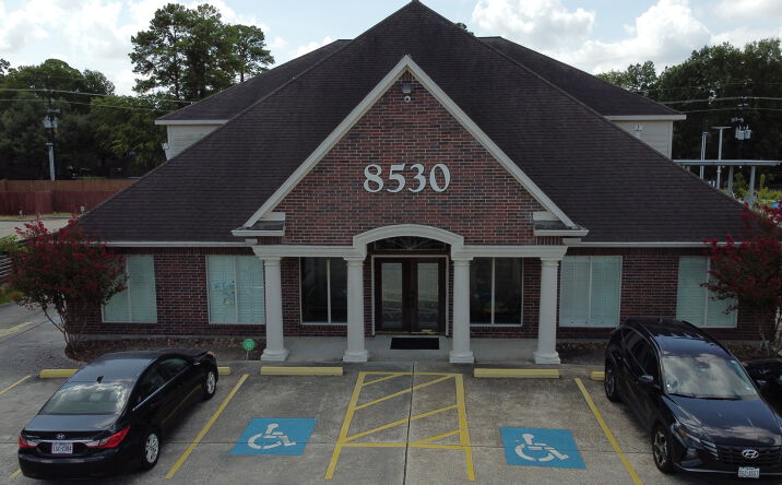 Pictures of Office property located at 8530 Farm to Market 1960 Rd E, Humble, TX 77346 for lease - image #1