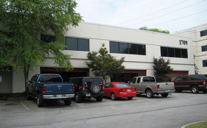 Pictures of Industrial property located at 1709 Midpark Road, Knoxville, TN 37921 for lease - image #1