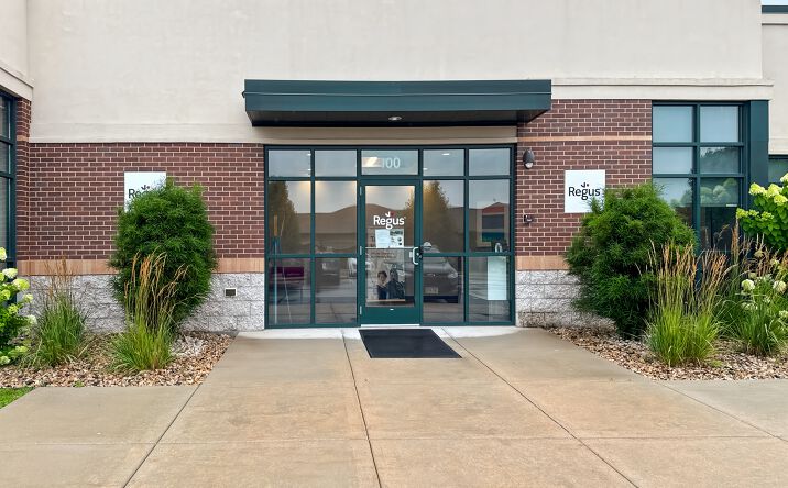 Pictures of Office property located at 1025 Quinn Dr, Waunakee, WI 53597 for lease - image #1