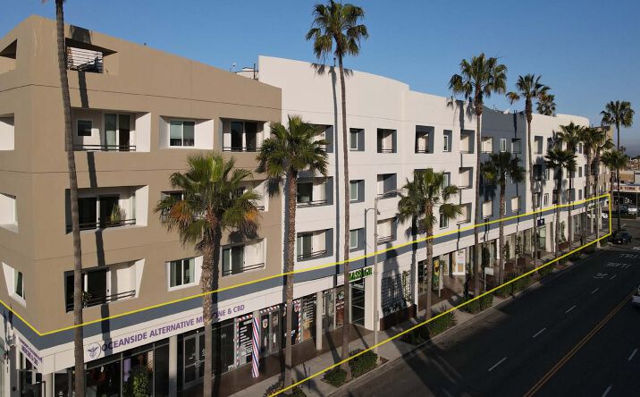 Pictures of Retail, Office property located at 401 N Coast Hwy, Oceanside, CA 92054 for lease - image #1