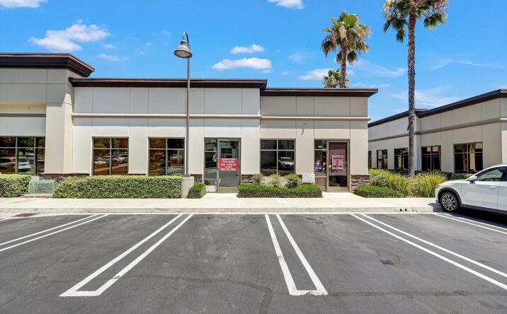 Pictures of Retail, Office, Restaurant property located at 2079 Compton Ave, Corona, CA 92881 for lease - image #1