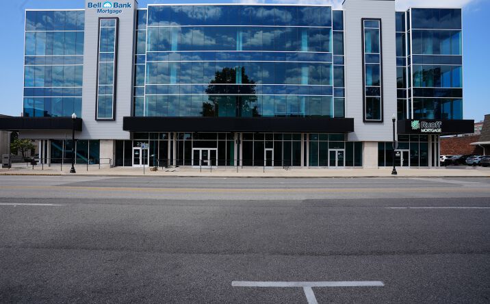 Pictures of Retail, Office, Restaurant property located at 234 Frederica St, Owensboro, KY 42301 for lease - image #1