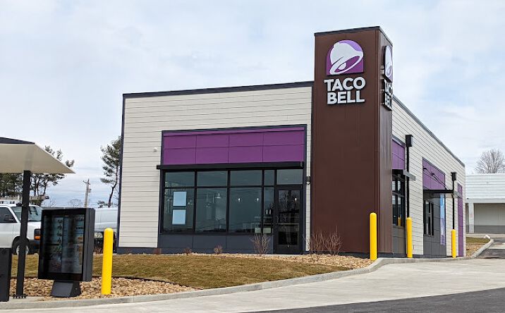 Pictures of Retail property located at 500 Hyde Park Rd, Leechburg, PA 15656 for lease - image #1