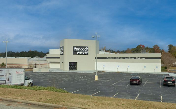 Pictures of Retail property located at 3001 Airport Thruway, Columbus, GA 31909 for lease - image #1
