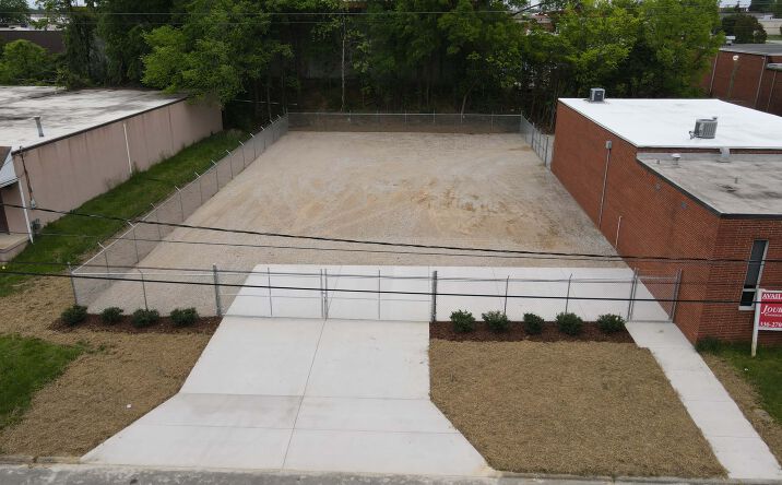 Pictures of Industrial property located at 810 Huffman St, Greensboro, NC 27405 for lease - image #1
