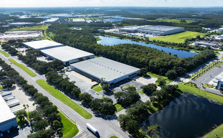 Pictures of Industrial property located at 1350 Tradeport Dr, Orlando, FL 32824 for lease - image #1