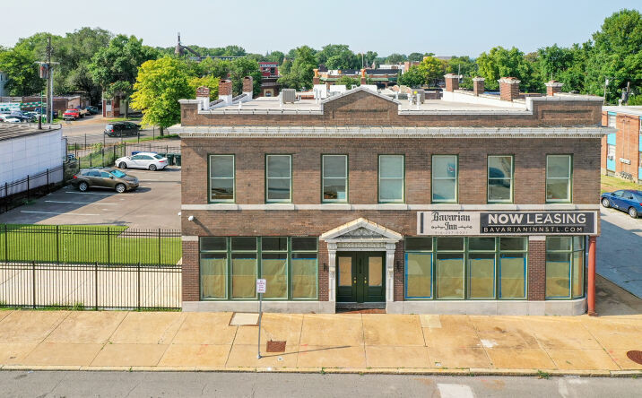 Pictures of Retail property located at 3012 Arsenal St, St. Louis, MO 63118 for lease - image #1