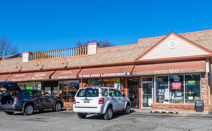 Pictures of Retail property located at 275-285 Main St, New Milford, NJ 07646 for lease - image #1