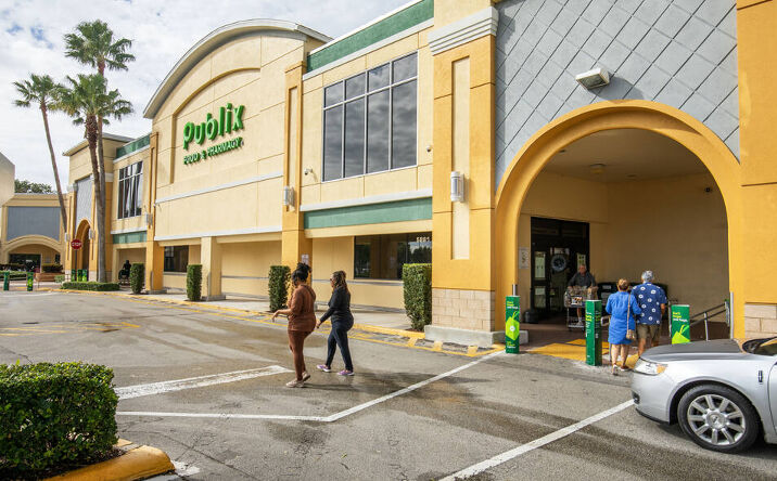 Pictures of Retail property located at 5701 N. University Drive, Tamarac, FL 33321 for lease - image #1