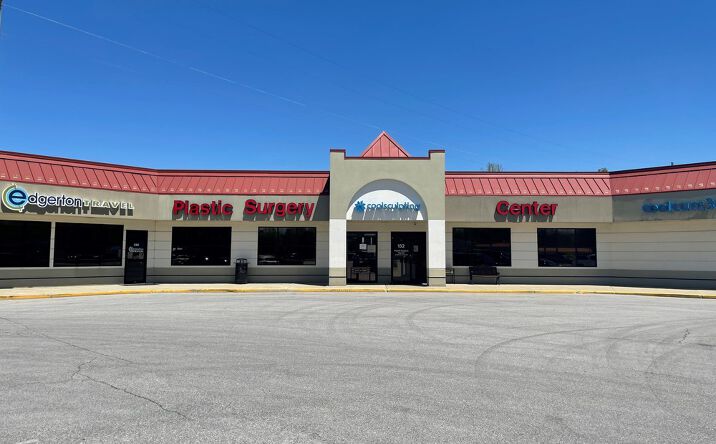Pictures of Retail property located at 620 W Edison Rd, Mishawaka, IN 46545 for lease - image #1