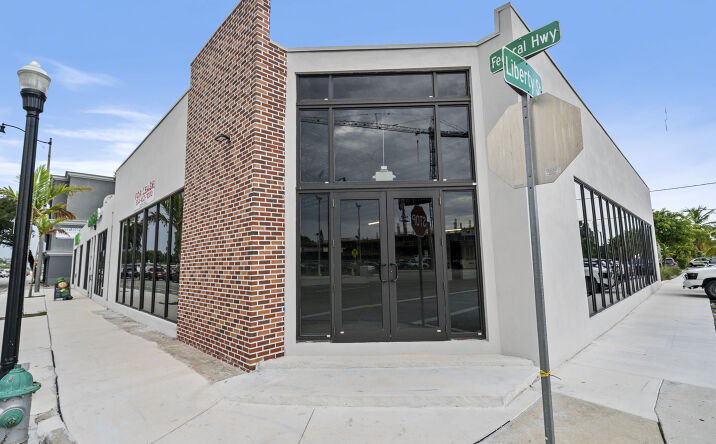 Pictures of Retail, Office property located at 2215 N Federal Hwy, Hollywood, FL 33020 for lease - image #1