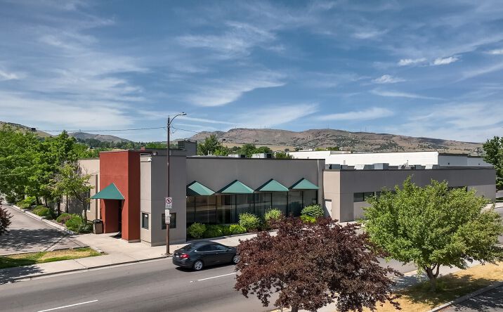 Pictures of Retail, Office property located at 805 N Main St, Pocatello, ID 83204 for lease - image #1