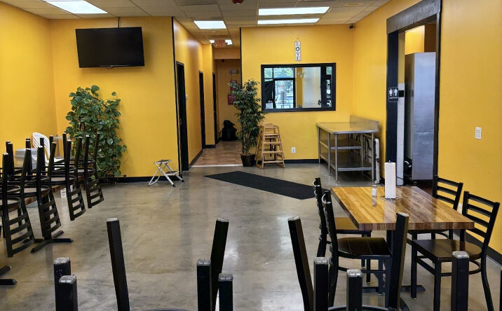 Pictures of Retail, Office property located at 2124 W. Galena Blvd., Aurora, IL 60506 for lease - image #1