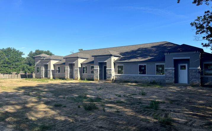 Pictures of Office property located at 12426 Spring Cypress Rd, Tomball, TX 77377 for lease - image #1