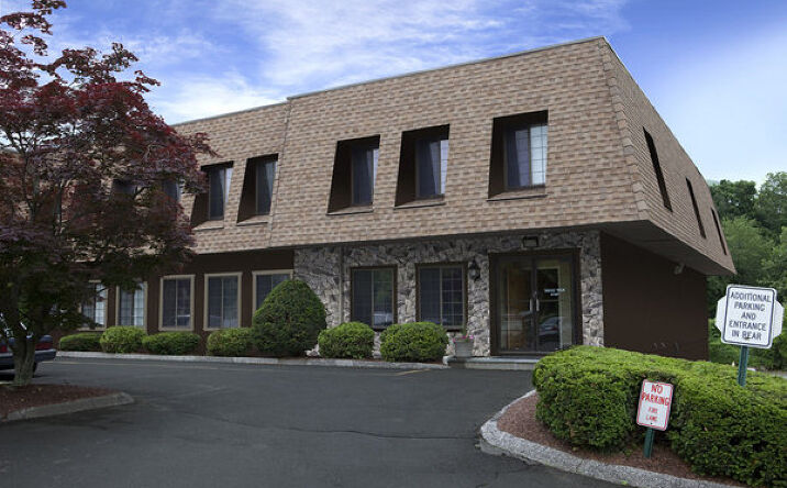 Pictures of Office property located at 304 Federal Rd, Brookfield, CT 06804 for lease - image #1