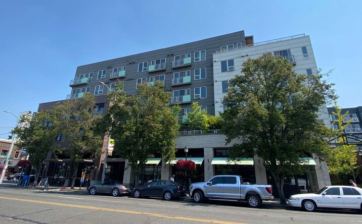 Pictures of Retail property located at 4706 California Ave SW, Seattle, WA 98116 for lease - image #1