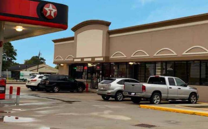 Pictures of Retail property located at 14925 Old Humble Rd, Humble, TX 77396 for lease - image #1