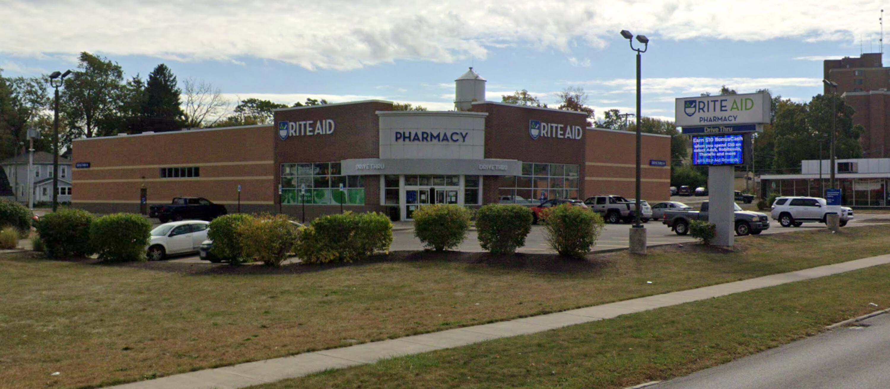 332 S MAIN ST Bellefontaine OH 43311-1755 APN: 17-091-16-07-026-000 ...