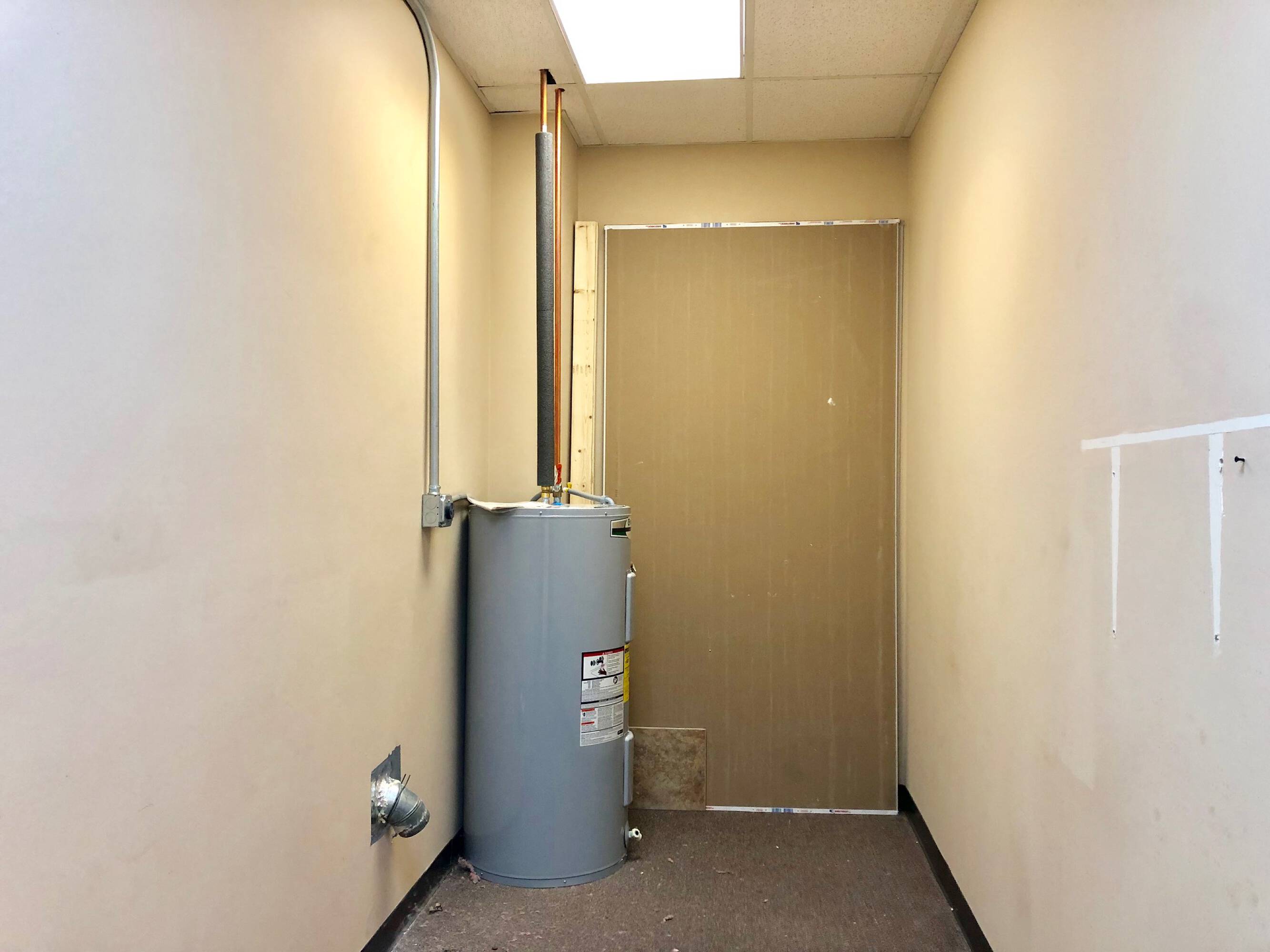 2129 US41, Schererville, IN 47963 Retail Space for Lease Oakside Place