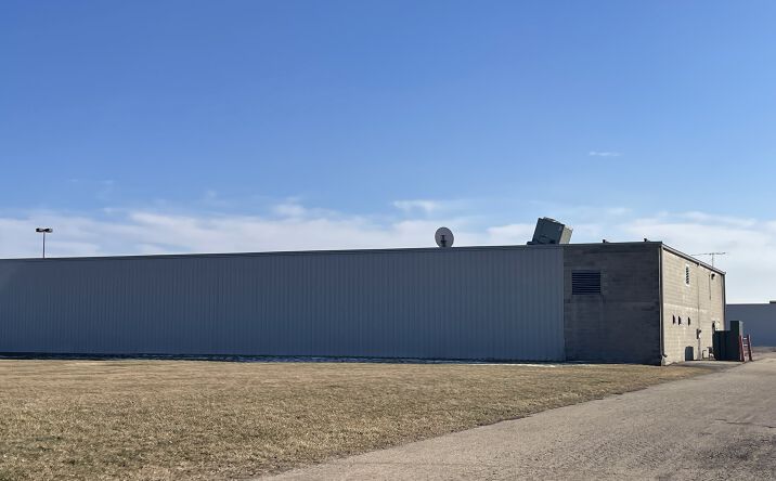 Pictures of Industrial property located at 1923 N Shawano St, New London, WI 54961 for lease - image #1