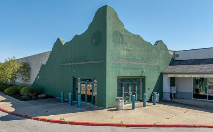 Pictures of Retail property located at 5244 Cobblestone Rd, Sheffield, OH 44035 for lease - image #1