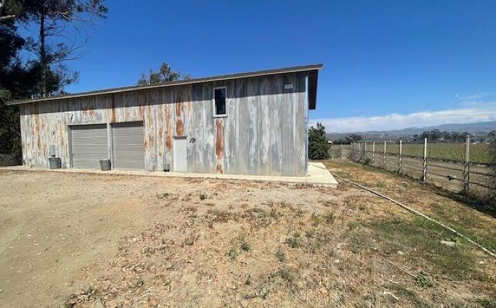 Pictures of Retail property located at Shell Rd, Santa Paula, CA 93060 for lease - image #1