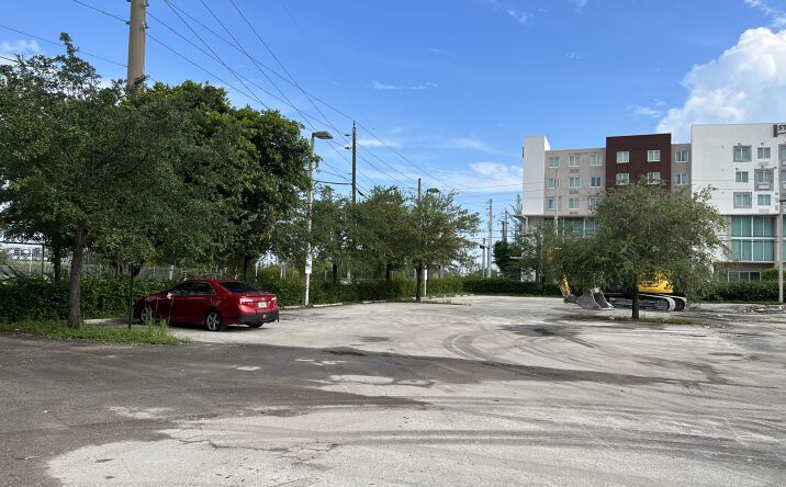 Pictures of Industrial, Land, Special Purpose property located at 3677 NW 24th St, Miami, FL 33142 for lease - image #1
