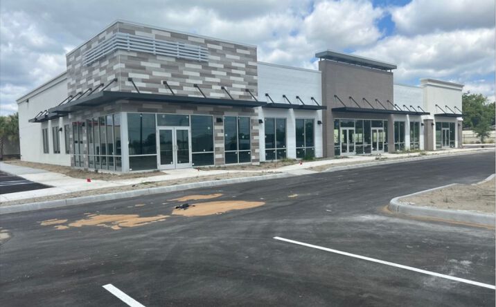 Pictures of Retail, Restaurant, Special Purpose property located at 2050 Plymouth Sorrento Rd, Apopka, FL 32712 for lease - image #1