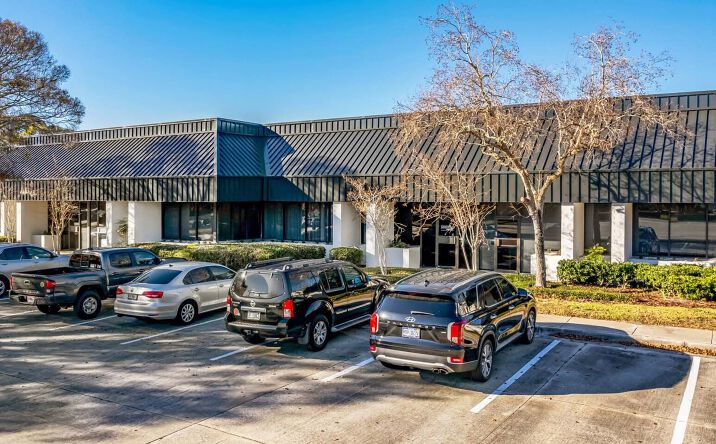 Pictures of Office property located at 5576-5596 Rio Vista Dr, Clearwater, FL 33760 for lease - image #1