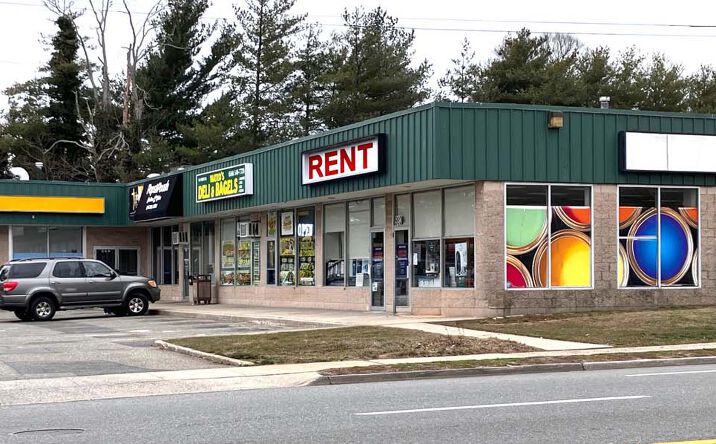 Pictures of Retail property located at 980-1006 Merrick Rd, Baldwin, NY 11510 for lease - image #1