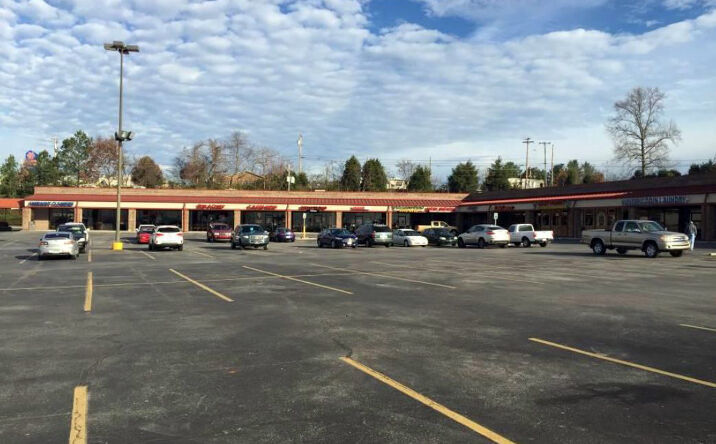 Pictures of Retail property located at 455 US- Hwy 321 N. & 120 Hair Ln, Lenoir City, TN 37771 for lease - image #1