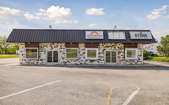 Pictures of Retail, Office, Industrial property located at 7033 Lee Hwy, Chattanooga, TN 37421 for lease - image #1
