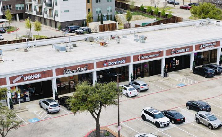 Pictures of Retail property located at 10045 N MacArthur Blvd, Irving, TX 75063 for lease - image #1