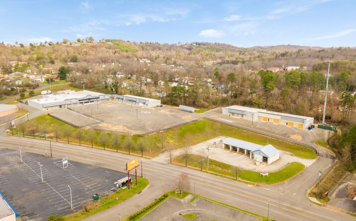 Pictures of Office, Industrial property located at 3215 Wilcox Blvd, Chattanooga, TN 37411 for lease - image #1