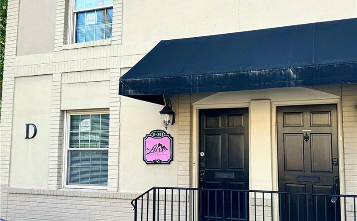 Pictures of Office property located at 4651 Roswell Road NE Unit 301, Atlanta, GA 30342 for lease - image #1