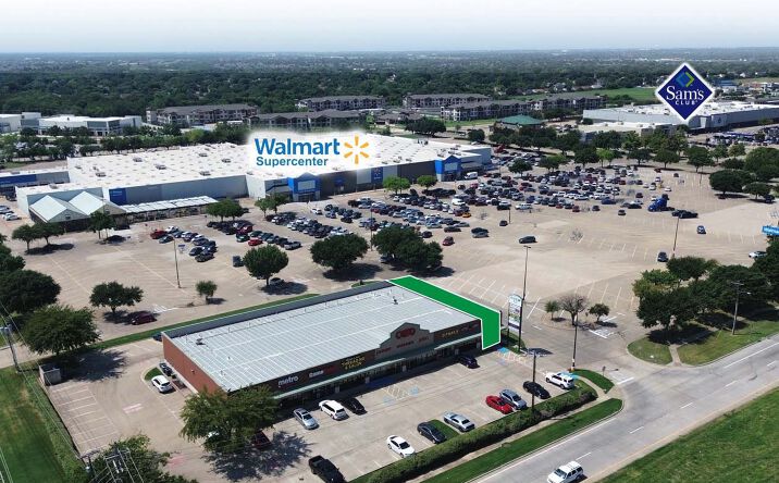 Pictures of Retail property located at 2205 I-20, Grand Prairie, TX 75052 for lease - image #1