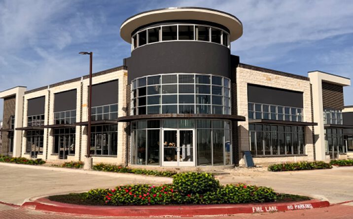 Pictures of Retail, Office property located at 10865 Preston Rd, Frisco, TX 75033 for lease - image #1