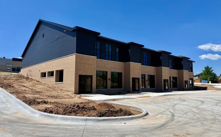 Pictures of Retail, Office property located at 8053 N 157th St, Bennington, NE 68007 for lease - image #1