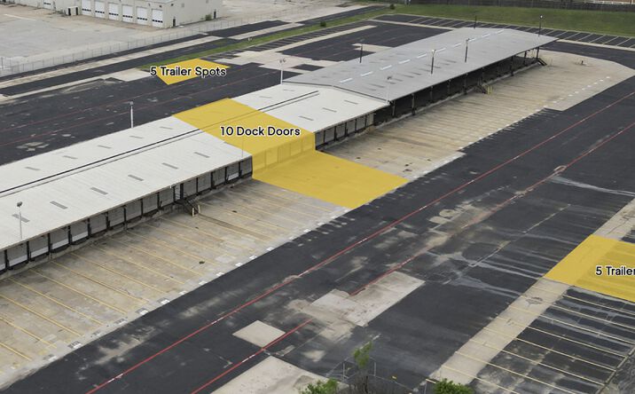 Pictures of Industrial property located at 1415 S Loop 12, Irving, TX 75060 for lease - image #1