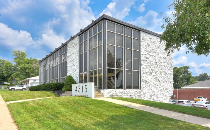 Pictures of Office property located at 4315 Frances St, Omaha, NE 68105 for lease - image #1