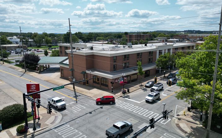 Pictures of Retail, Office property located at 243 E Liberty St, Wooster, OH 44691 for lease - image #1