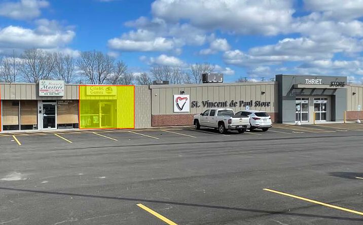Pictures of Retail property located at 8020 & 8030 N 76th St, Milwaukee, WI 53223 for lease - image #1